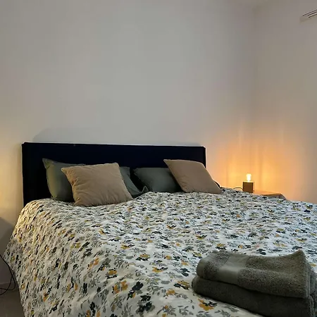 T3 Avec Terrasse, Clim, Parking, Proche - - Fr-1-225c-138 Apartment *